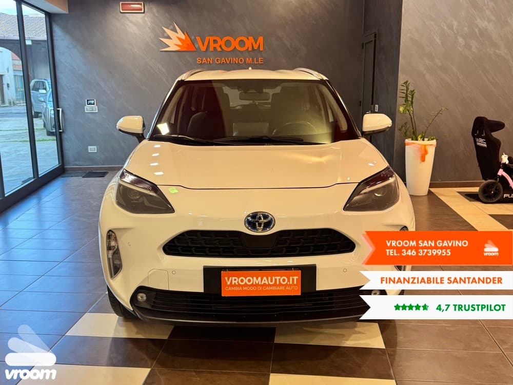 TOYOTA Yaris Cross - Image 2