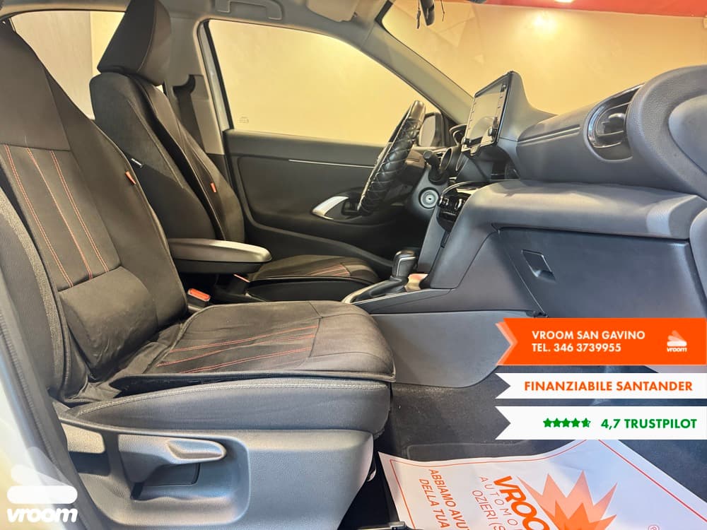 TOYOTA Yaris Cross - Image 21