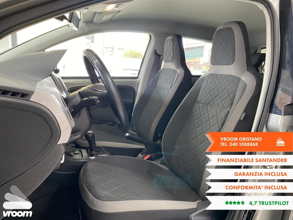 VOLKSWAGEN e-up! - Image 10